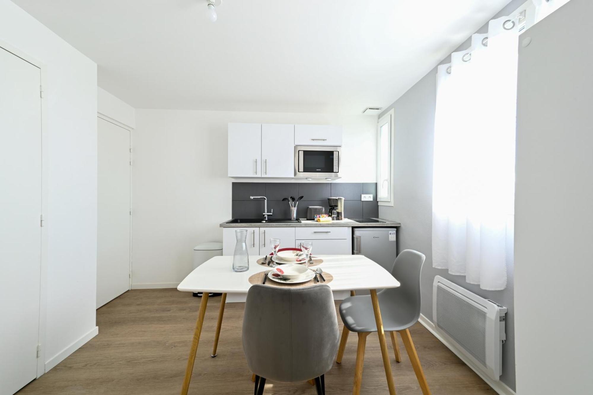 Appartement L'Ange Bleu - Appt A 25 Min Du Puy Du Fou à Cholet Extérieur photo