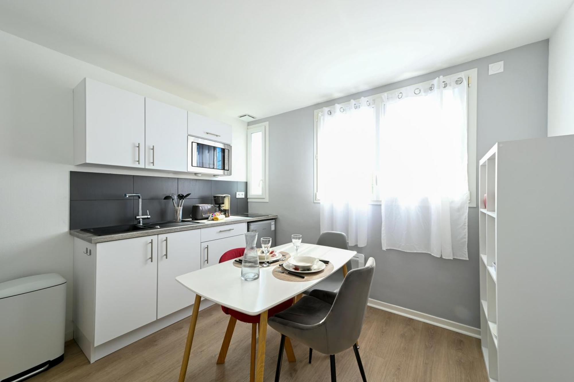 Appartement L'Ange Bleu - Appt A 25 Min Du Puy Du Fou à Cholet Extérieur photo