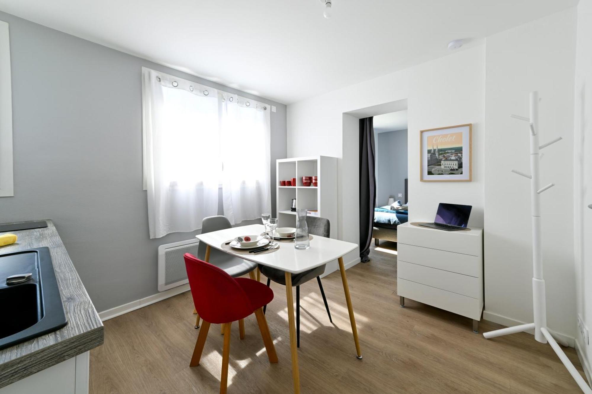 Appartement L'Ange Bleu - Appt A 25 Min Du Puy Du Fou à Cholet Extérieur photo